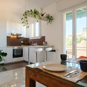 Fabula 3 With Private Bathroom Bologna